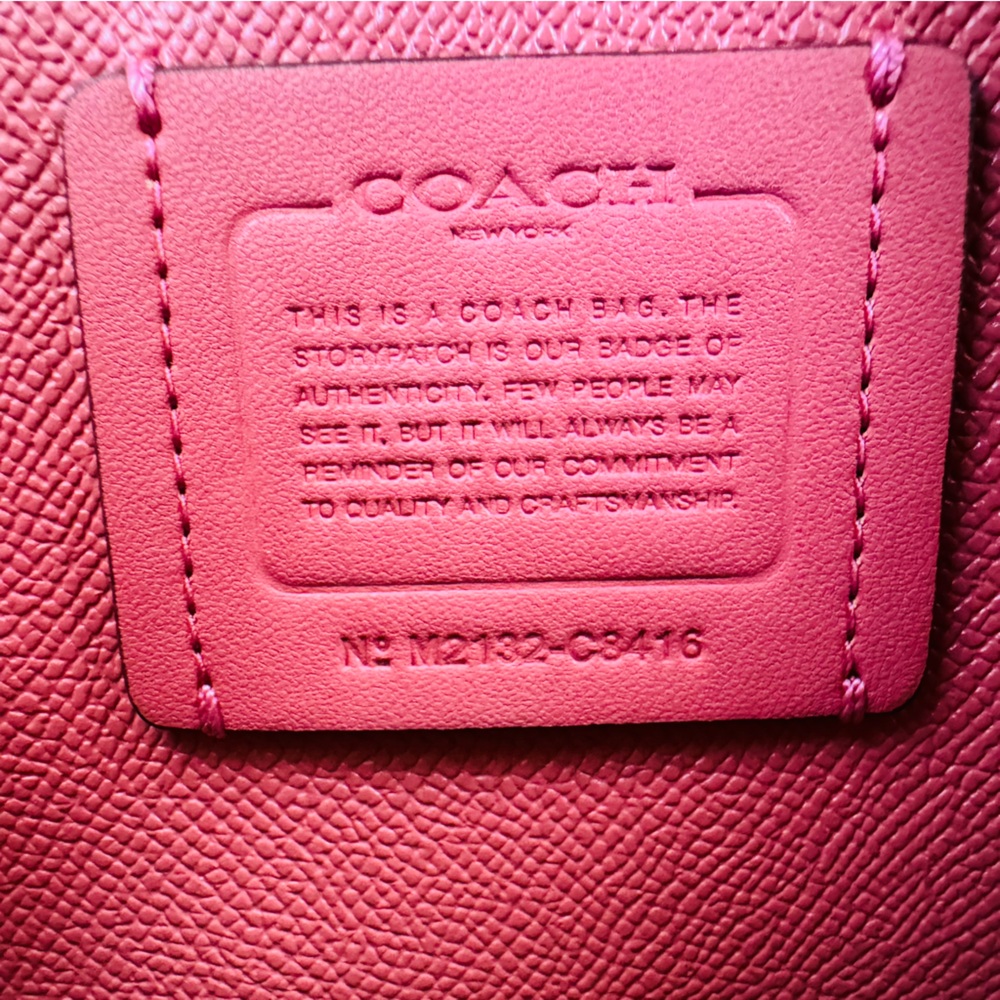 Coach Mollie Tote 25 in Signature Jacquard with Stripes- LIKE NEW!! - Picture 5 of 8